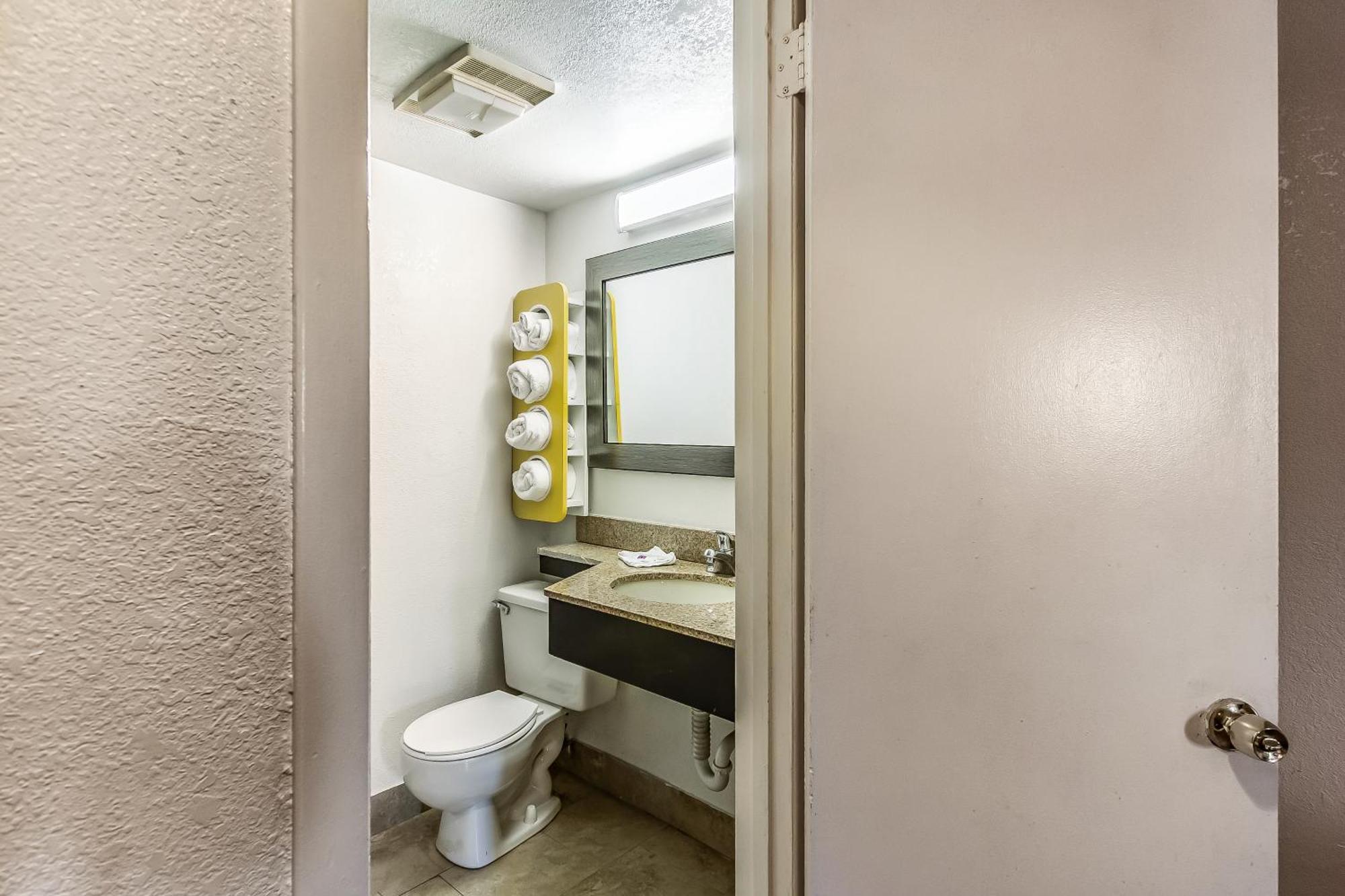 Motel 6 Elizabeth Nj Newark Liberty Intl Airport Esterno foto