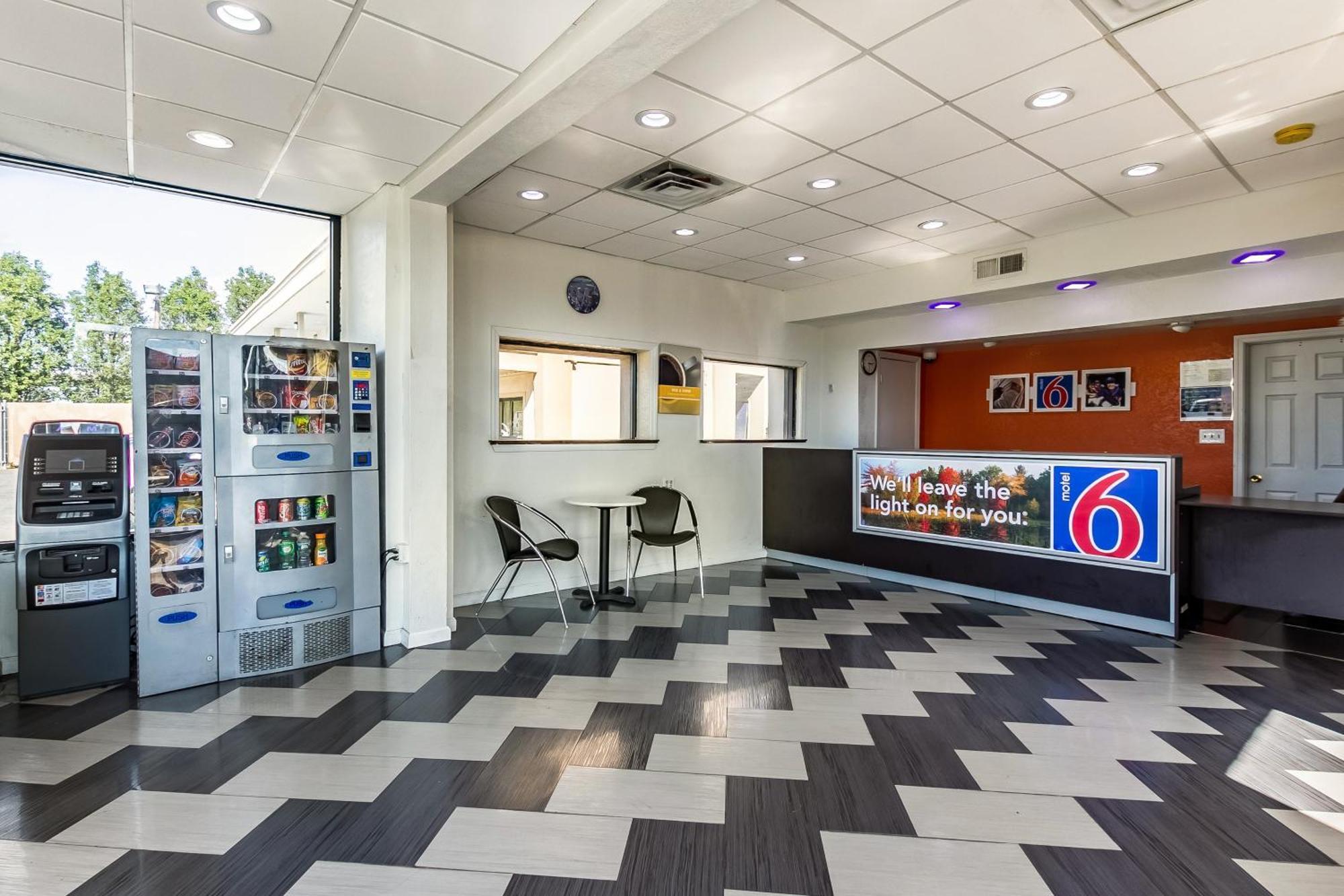 Motel 6 Elizabeth Nj Newark Liberty Intl Airport Esterno foto